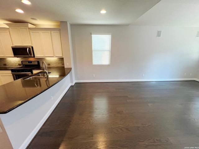 6822 GUSTY PLN, San Antonio, TX 78244