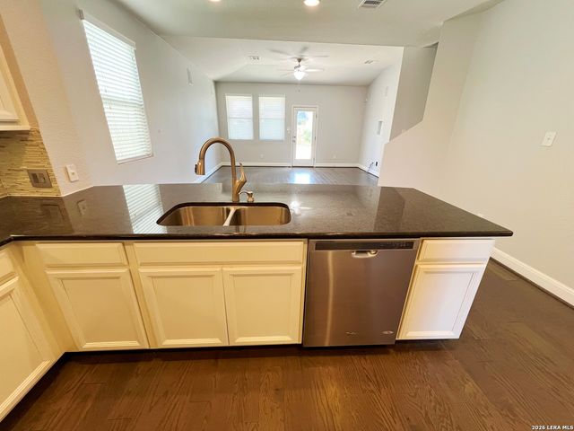 6822 GUSTY PLN, San Antonio, TX 78244