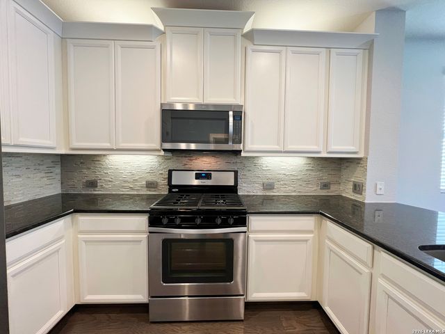 6822 GUSTY PLN, San Antonio, TX 78244