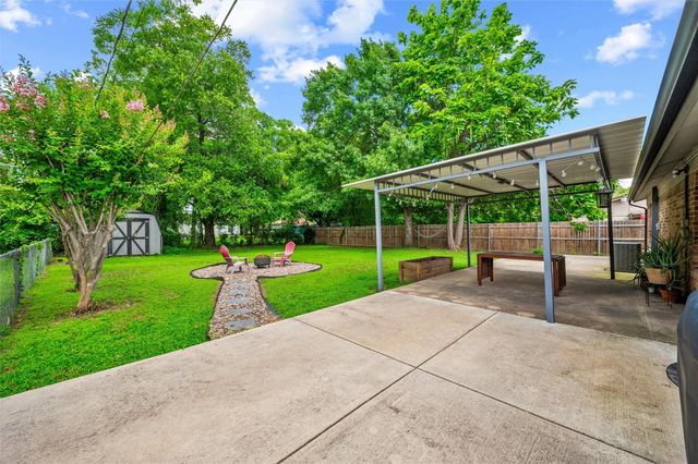 5017 Village Court, Haltom City, TX 76117