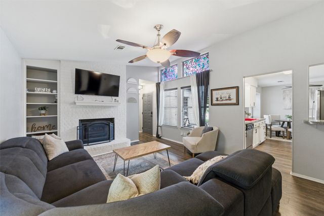 5017 Village Court, Haltom City, TX 76117
