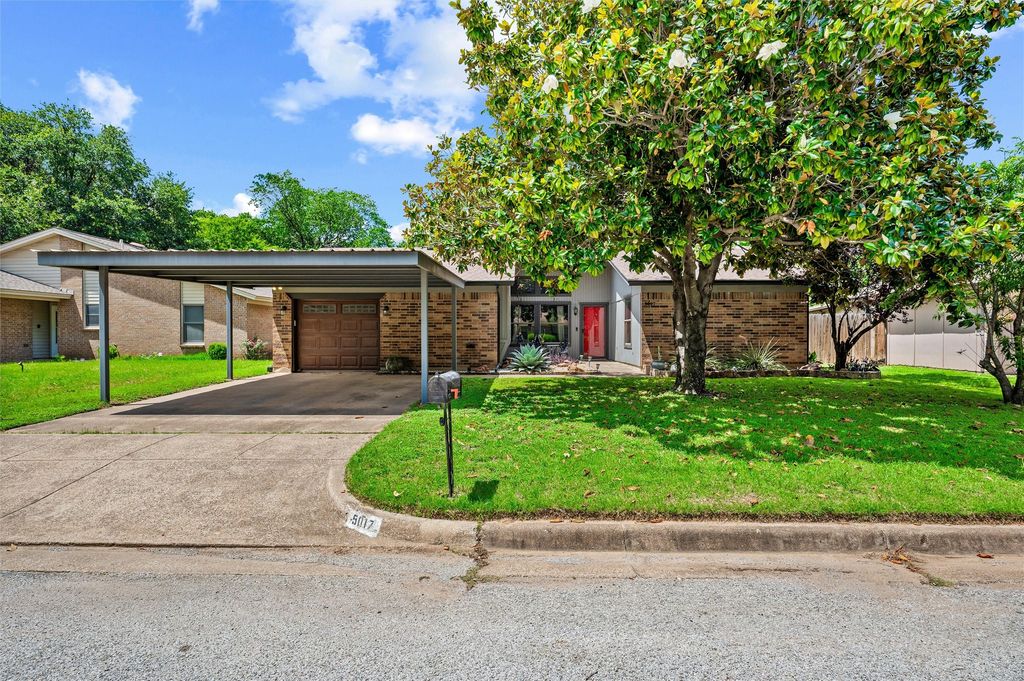5017 Village Court, Haltom City, TX 76117