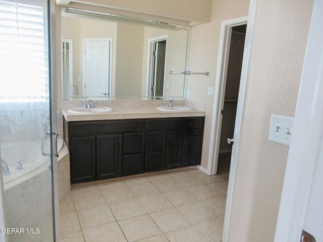 357 EMERALD BUTTE Place, Horizon City, TX 79928