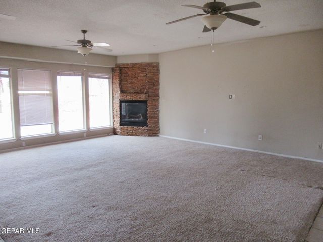 357 EMERALD BUTTE Place, Horizon City, TX 79928