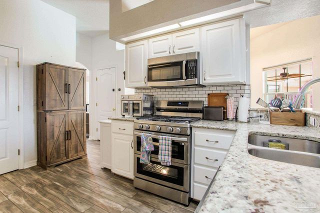 8042 Mossy Creek, Pensacola, FL 32526