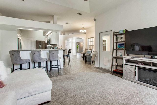 8042 Mossy Creek, Pensacola, FL 32526