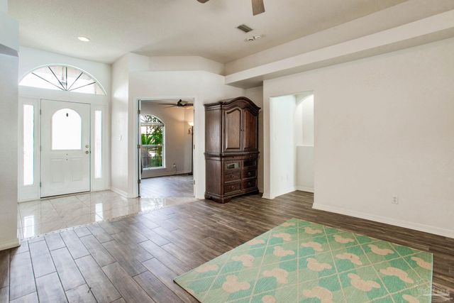 8042 Mossy Creek, Pensacola, FL 32526