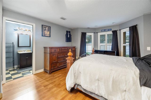 9060 COUNTY ROAD 128C, Wildwood, FL 34785