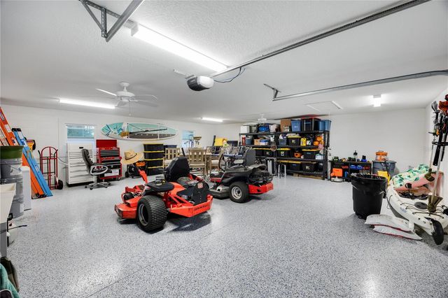 9060 COUNTY ROAD 128C, Wildwood, FL 34785