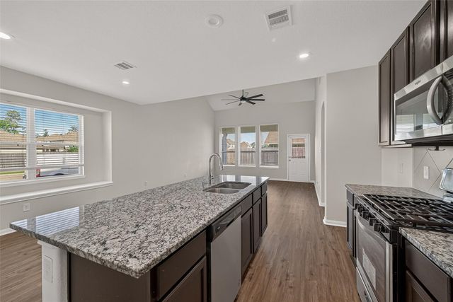 3503 Cannon Drive, Conroe, TX 77301