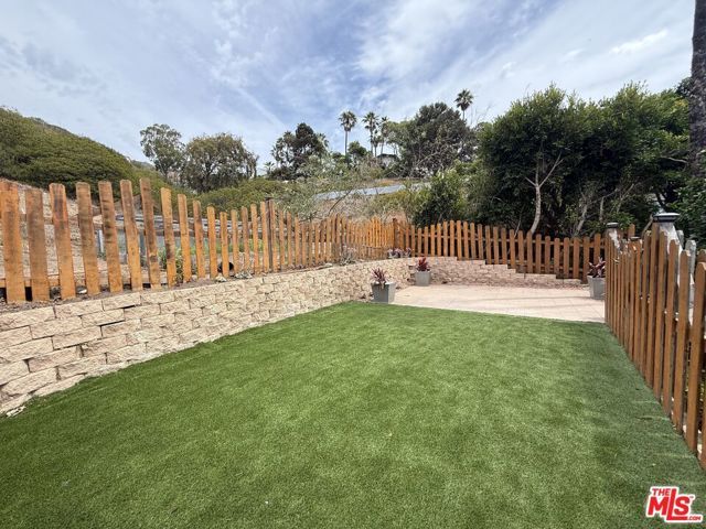 31577 Pacific Coast Highway, Malibu, CA 90265