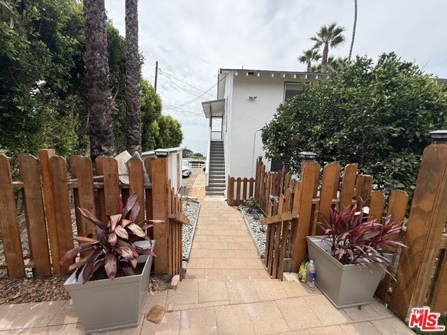 31577 Pacific Coast Highway, Malibu, CA 90265