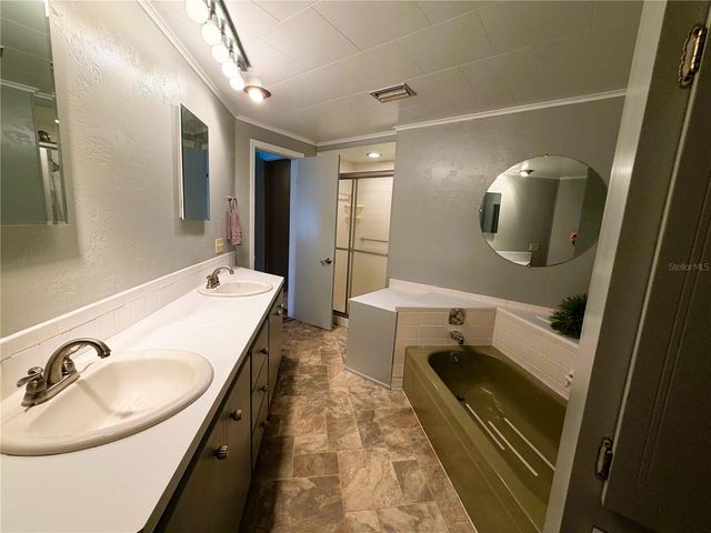122 PALO VERDE DRIVE, Leesburg, FL 34748