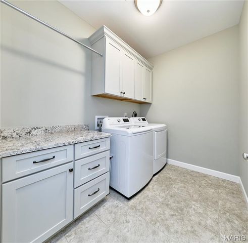 2479 August Grove, Wildwood, MO 63011