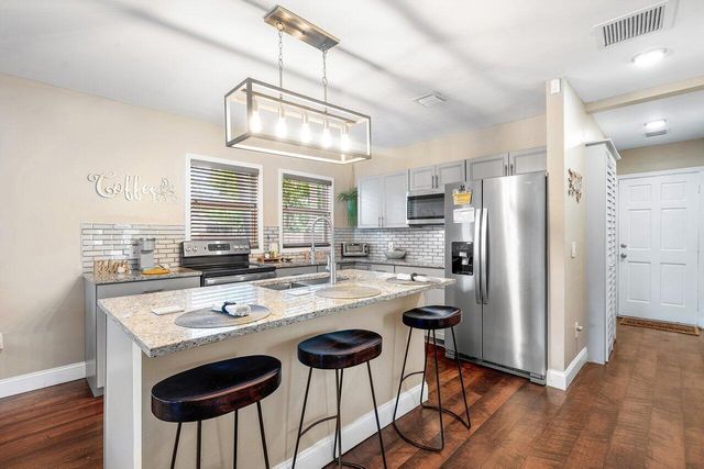 314 S PALMWAY 1, Lake Worth Beach, FL 33460