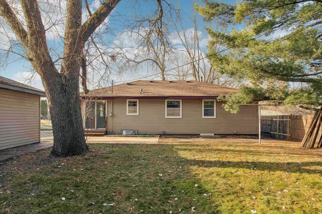 1063 109th Avenue NW, Coon Rapids, MN 55448