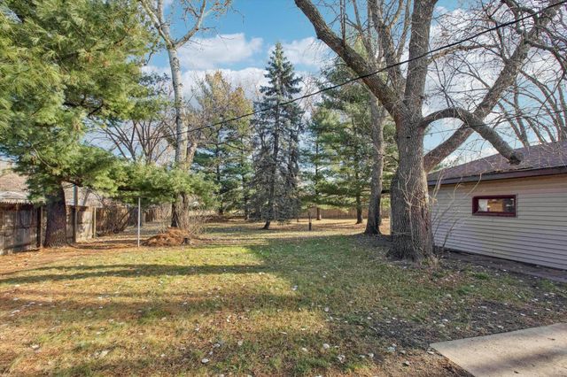 1063 109th Avenue NW, Coon Rapids, MN 55448