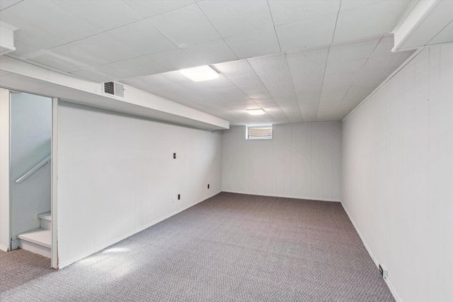 1063 109th Avenue NW, Coon Rapids, MN 55448