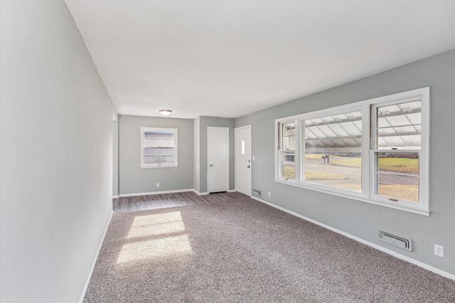 1063 109th Avenue NW, Coon Rapids, MN 55448