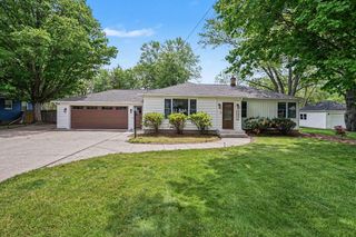 10504 Mary Ann Street, Holland Twp, MI 49464