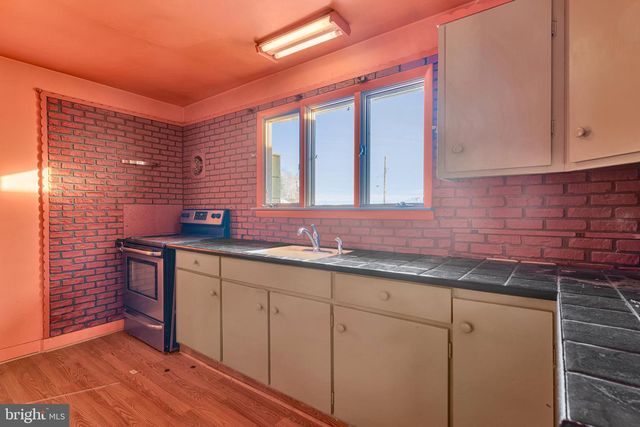 35 GRANT AVE, Deptford, NJ 08096