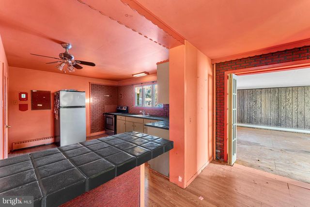 35 GRANT AVE, Deptford, NJ 08096