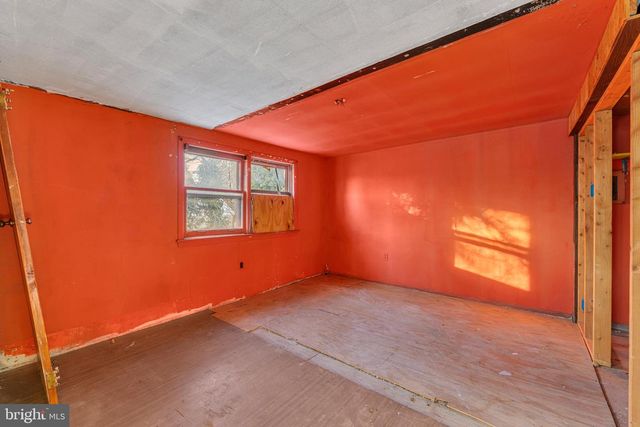 35 GRANT AVE, Deptford, NJ 08096