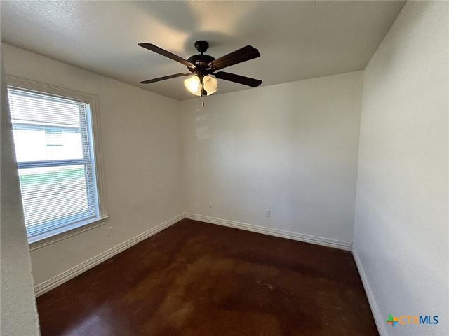 2306 Valley Forge Avenue B, Temple, TX 76504