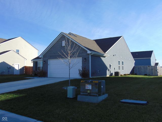 949 Borealis Drive, Franklin, IN 46131