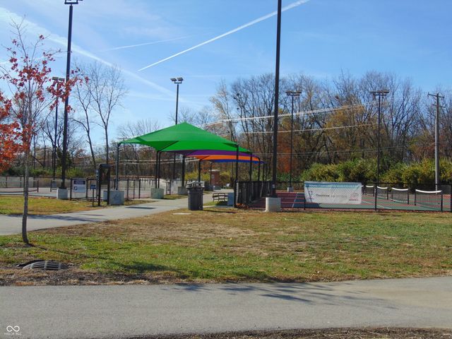 949 Borealis Drive, Franklin, IN 46131