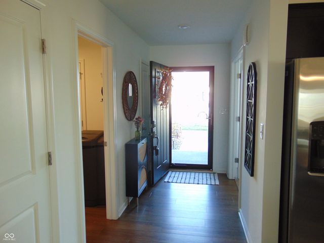 949 Borealis Drive, Franklin, IN 46131