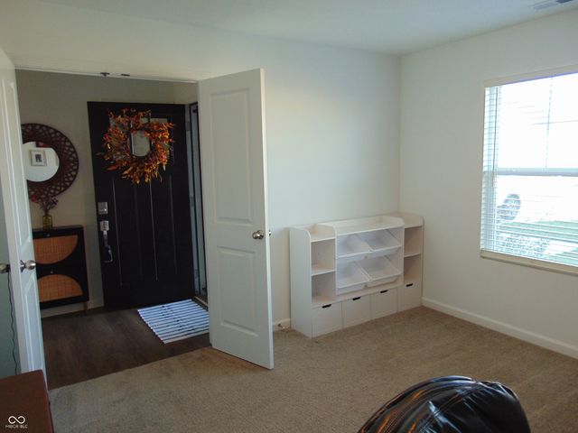 949 Borealis Drive, Franklin, IN 46131