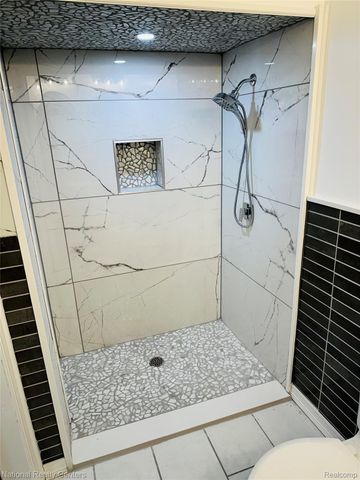 2851 Franklin Road, Bloomfield Hills, MI 48302