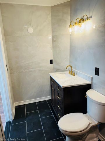 2851 Franklin Road, Bloomfield Hills, MI 48302