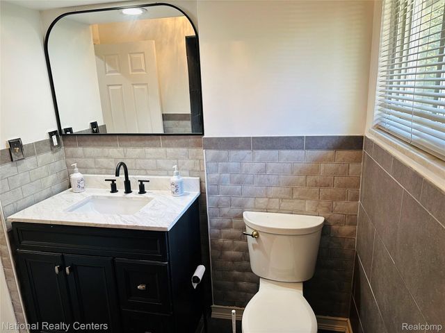 2851 Franklin Road, Bloomfield Hills, MI 48302