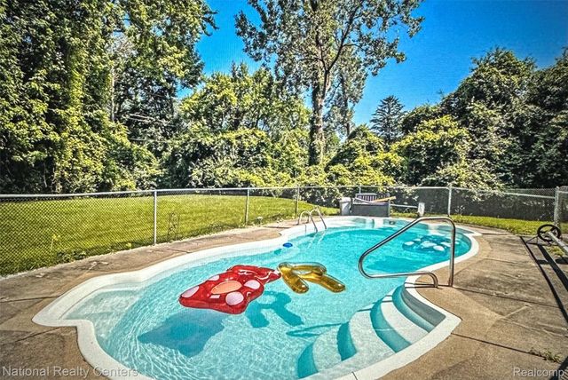 2851 Franklin Road, Bloomfield Hills, MI 48302