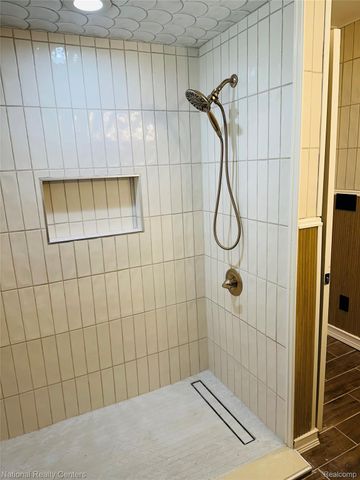 2851 Franklin Road, Bloomfield Hills, MI 48302