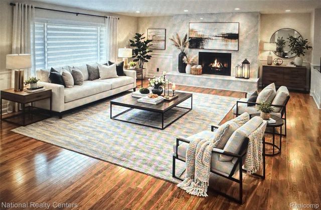 2851 Franklin Road, Bloomfield Hills, MI 48302