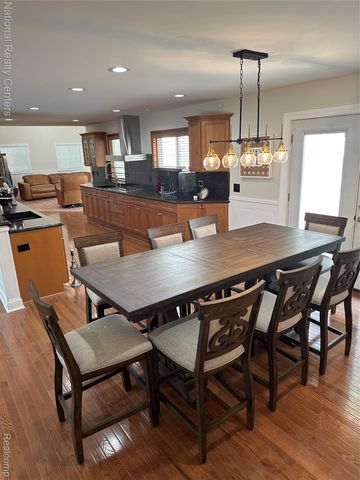 2851 Franklin Road, Bloomfield Hills, MI 48302