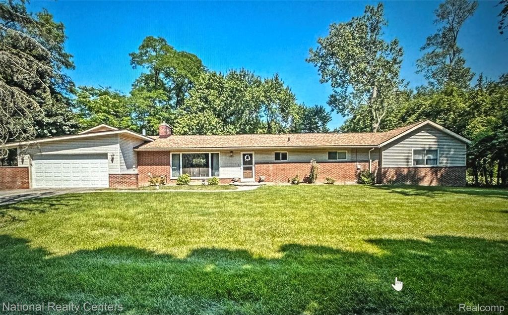 2851 Franklin Road, Bloomfield Hills, MI 48302