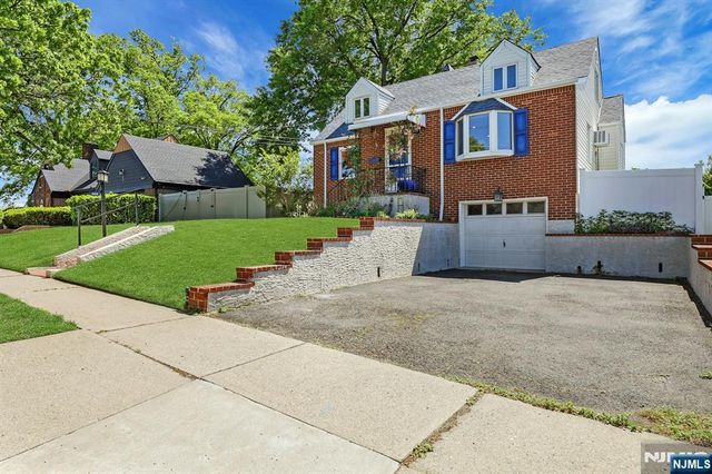 365 Marvin Avenue, Hackensack, NJ 07601