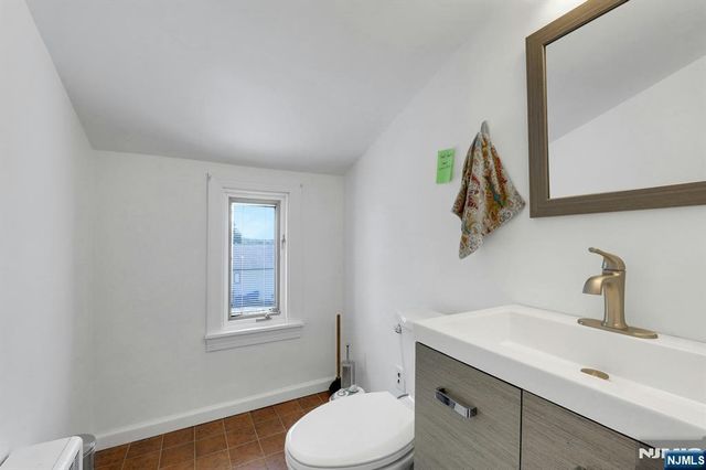 365 Marvin Avenue, Hackensack, NJ 07601
