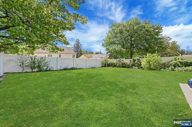 365 Marvin Avenue, Hackensack, NJ 07601