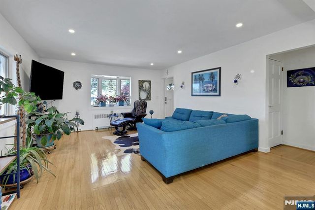365 Marvin Avenue, Hackensack, NJ 07601