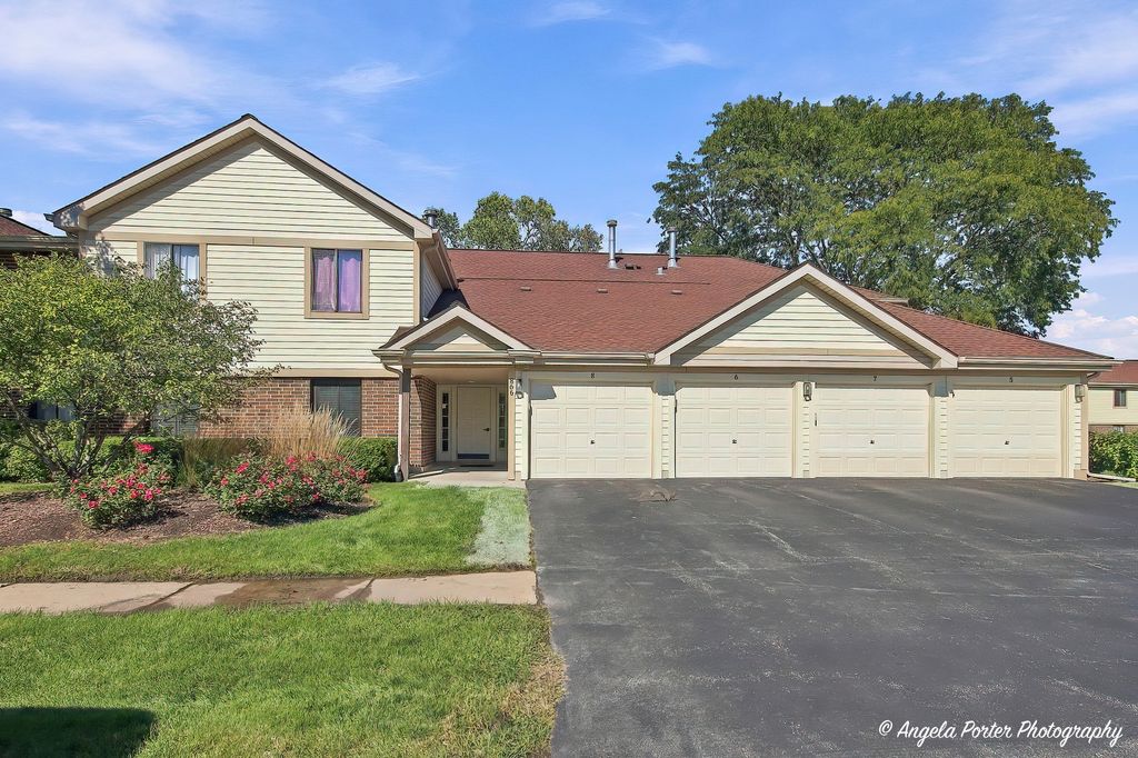 866 E Carriage Lane 8, Palatine, IL 60074 — exterior