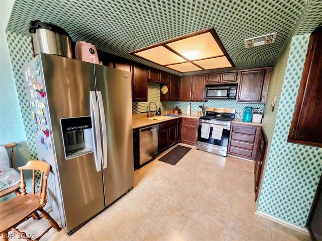 3954 Delos Drive, Las Vegas, NV 89103