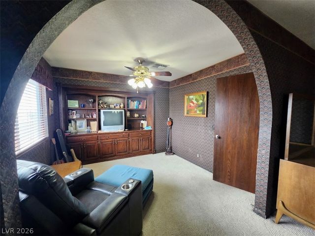 3954 Delos Drive, Las Vegas, NV 89103