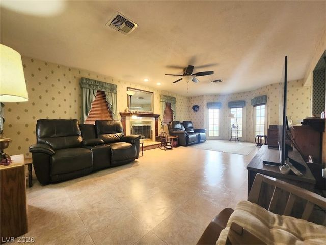 3954 Delos Drive, Las Vegas, NV 89103