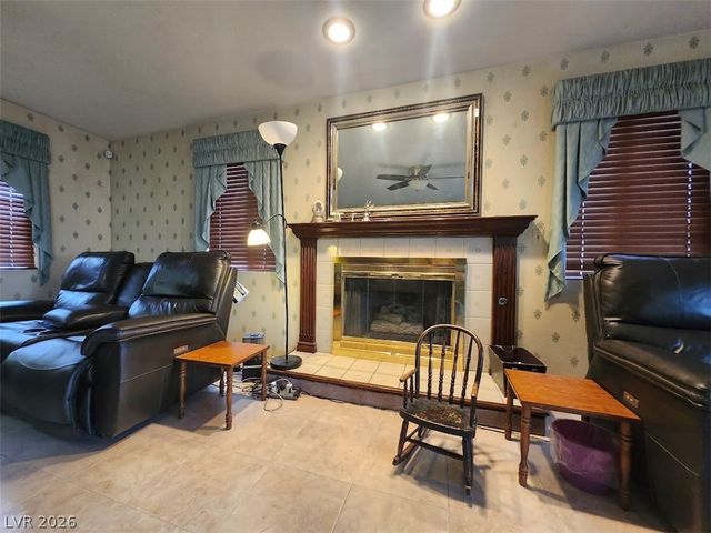 3954 Delos Drive, Las Vegas, NV 89103