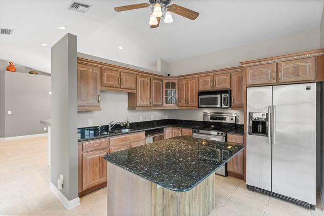 3254 NW 22nd Avenue, Oakland Park, FL 33309